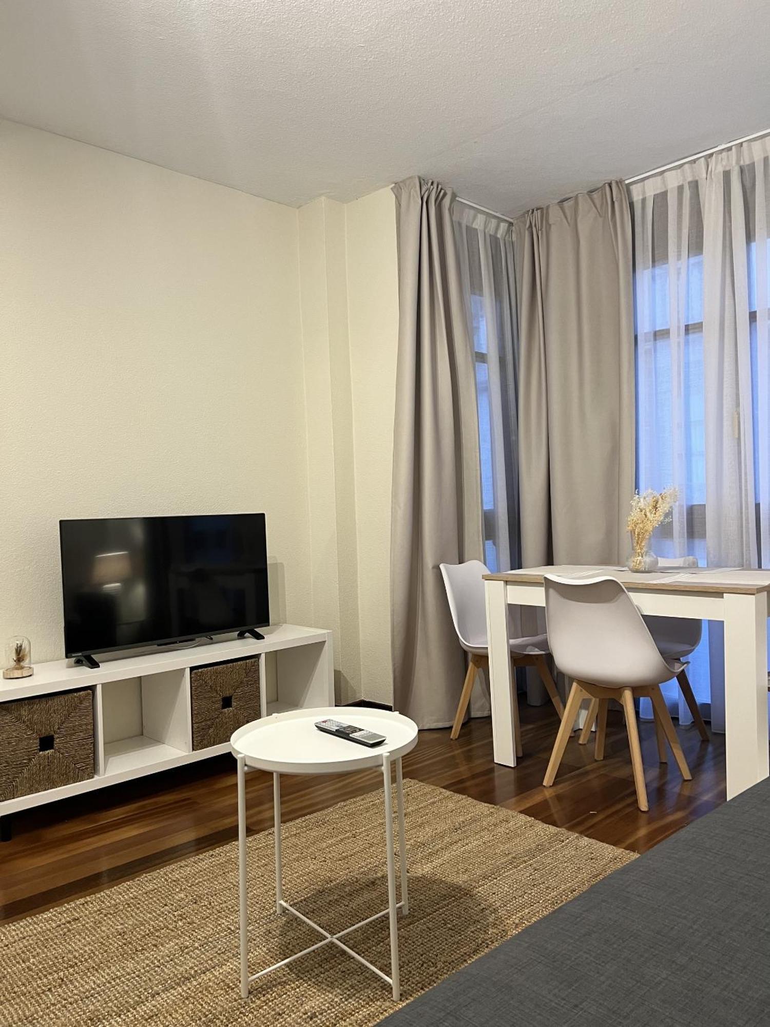 Apartamentos Val De Comillas Exteriör bild