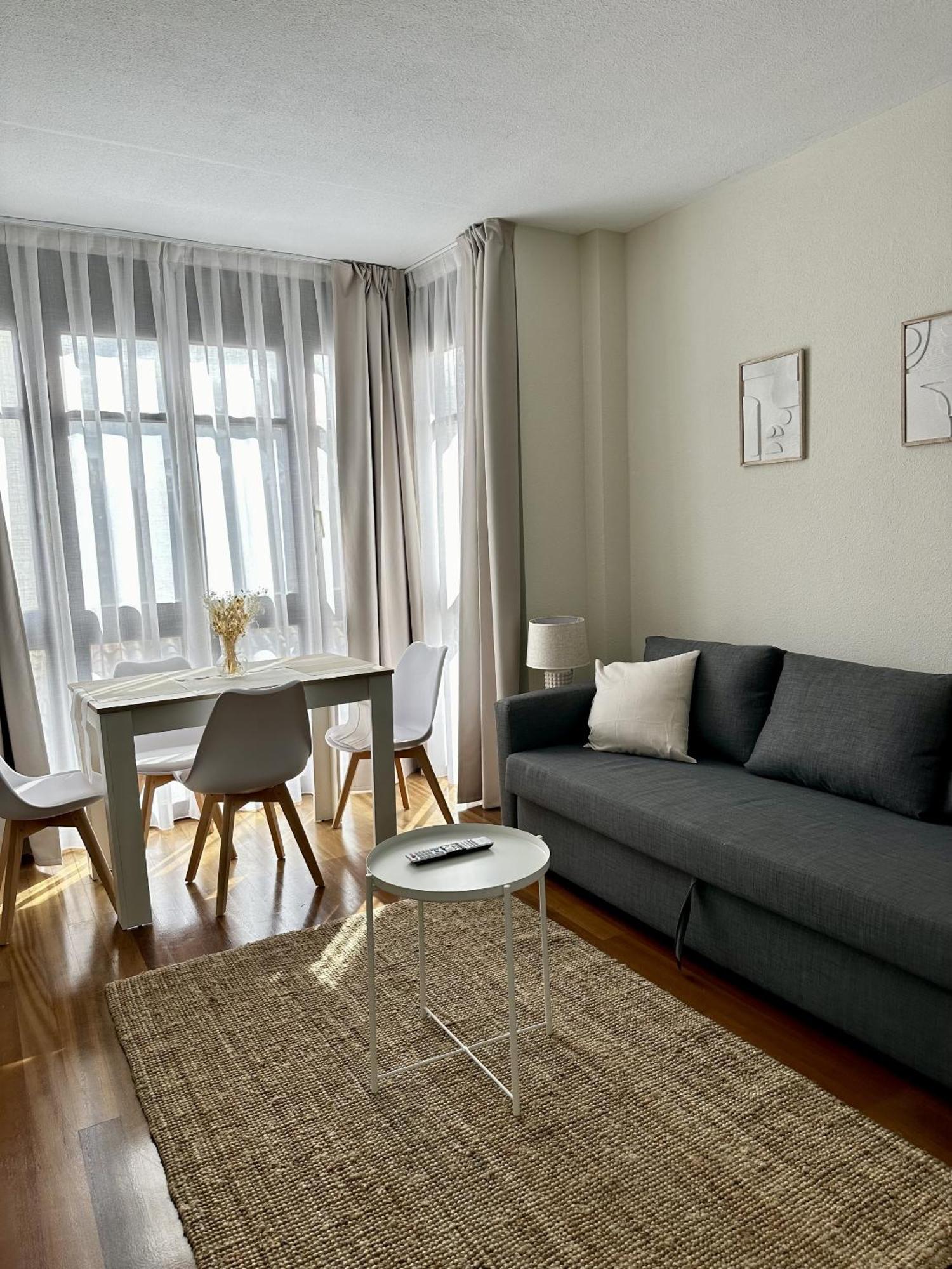 Apartamentos Val De Comillas Exteriör bild