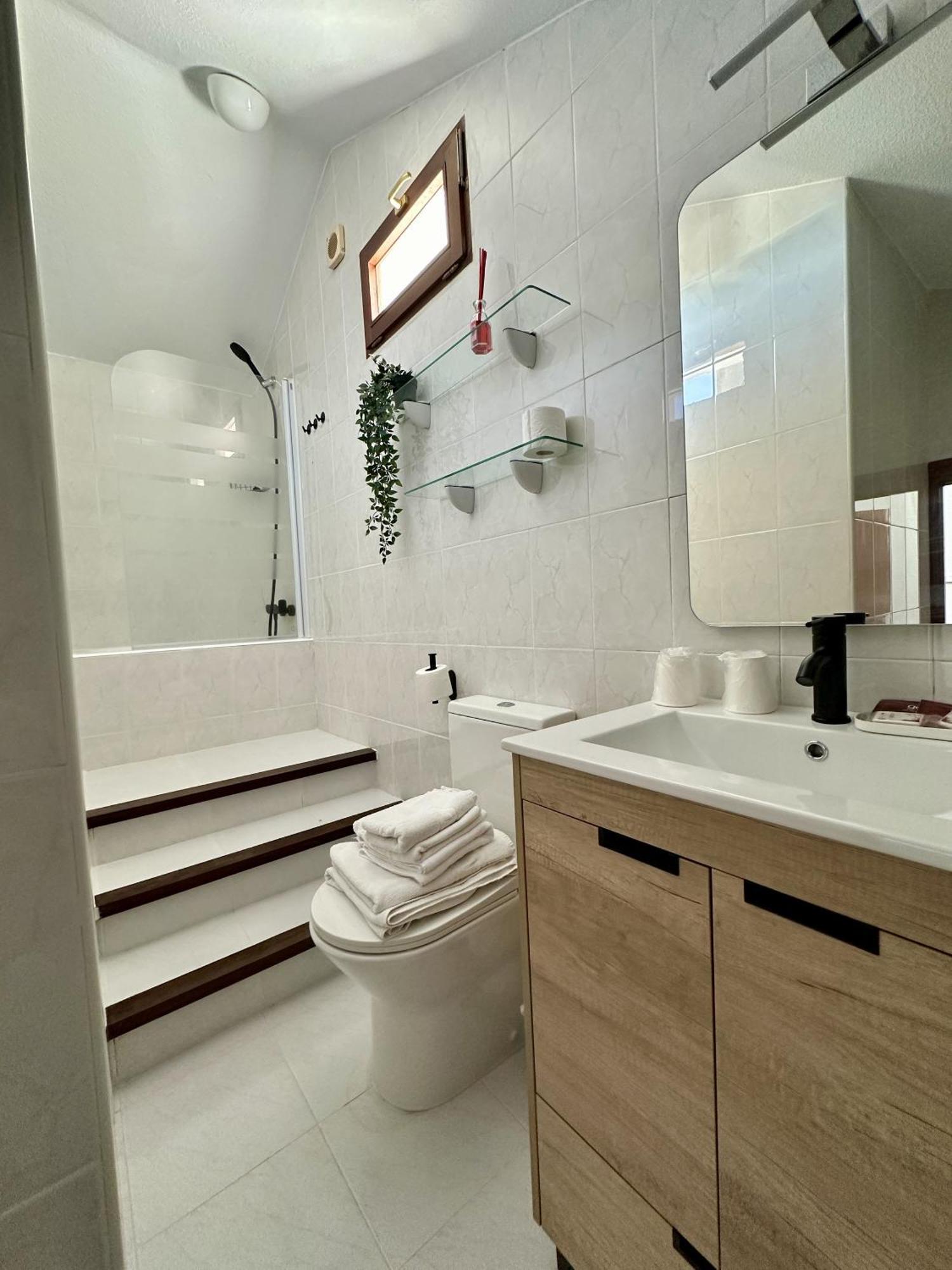 Apartamentos Val De Comillas Rum bild